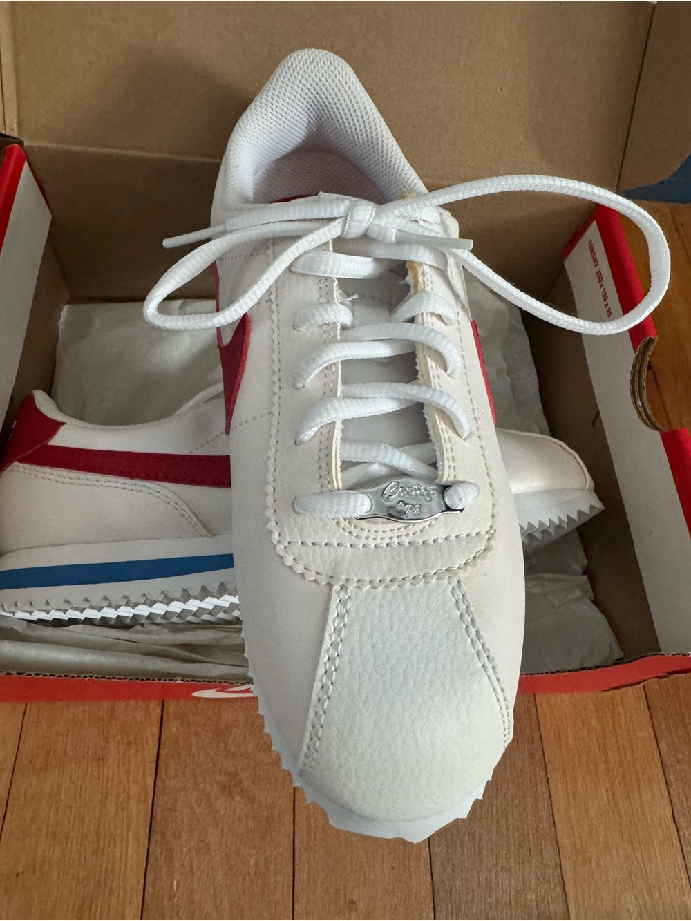 Nike Cortez kids ( Forrest Gump ) shoes new in box 4y - Picture 3 of 7